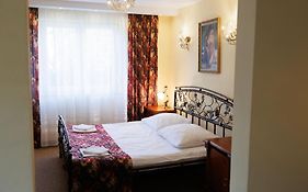 Pokoje noclegowe KASZTEL - Łowisko